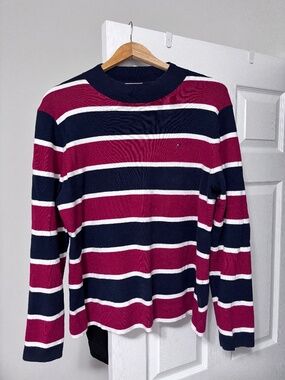 Vintage Tommy Hilfiger sweater mock neck